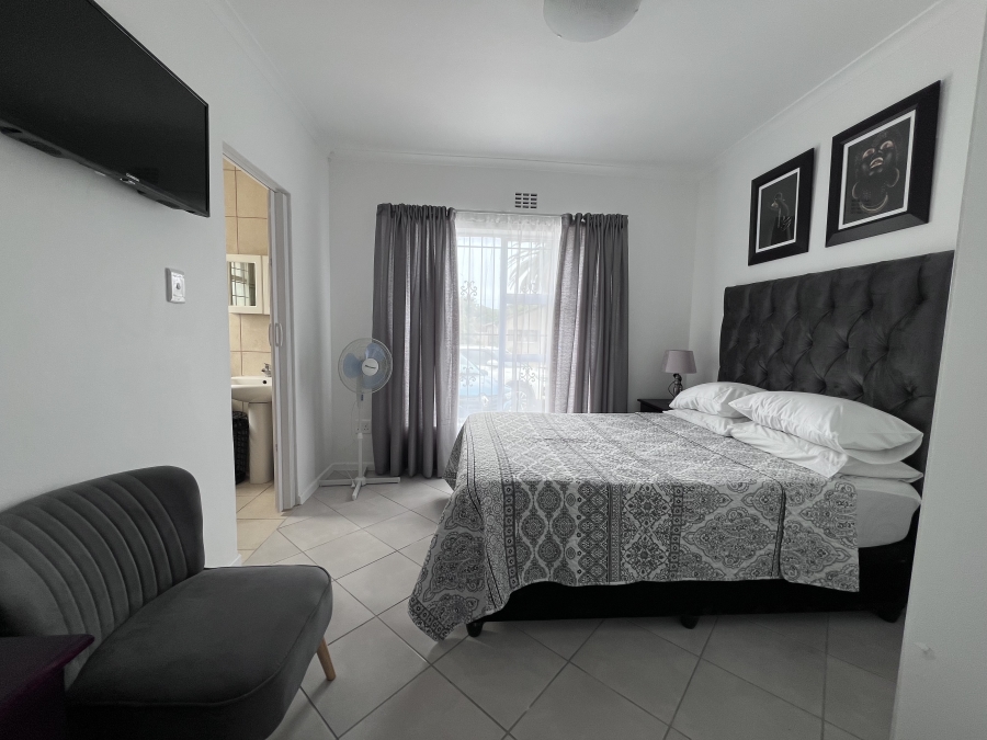 To Let 1 Bedroom Property for Rent in Tijgerhof Western Cape